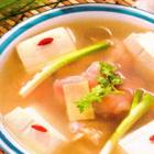猪蹄葱白炖豆腐